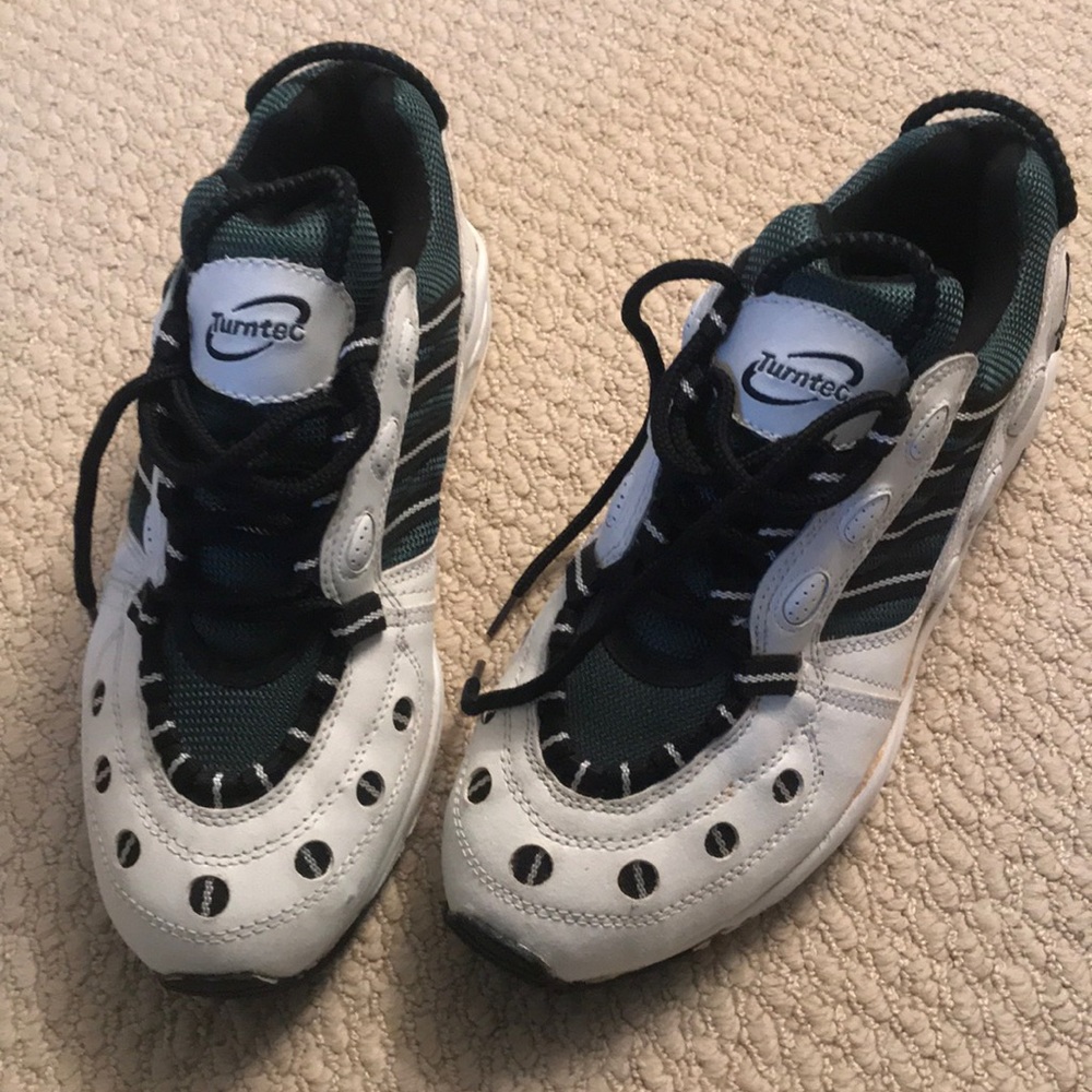 Men’s shoes